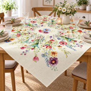 Serweta gobelinowa kwadrat 100x100 w polne kwiaty na stole w jadalni